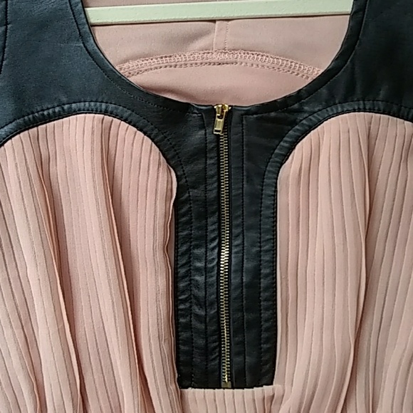 Pleated, faux leather dress - Picture 4 of 5